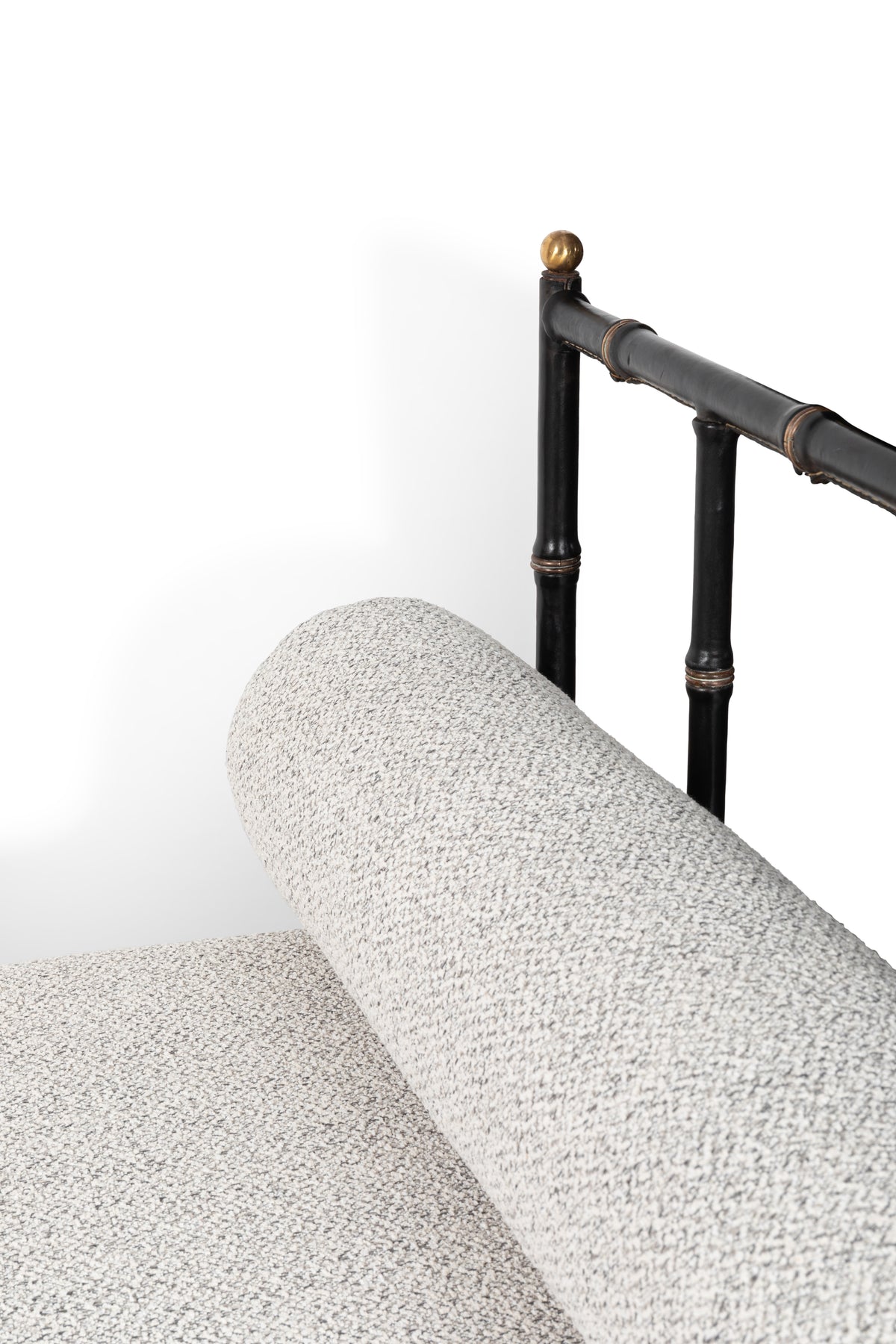 Jacques Adnet – Daybed à anneaux – vue 2