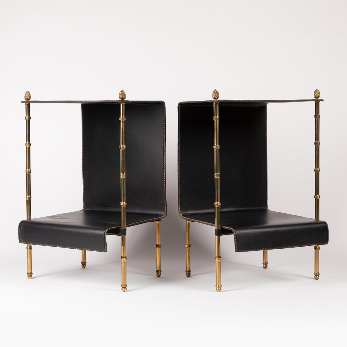 Jacques Adnet – Paire de tables – vue 5