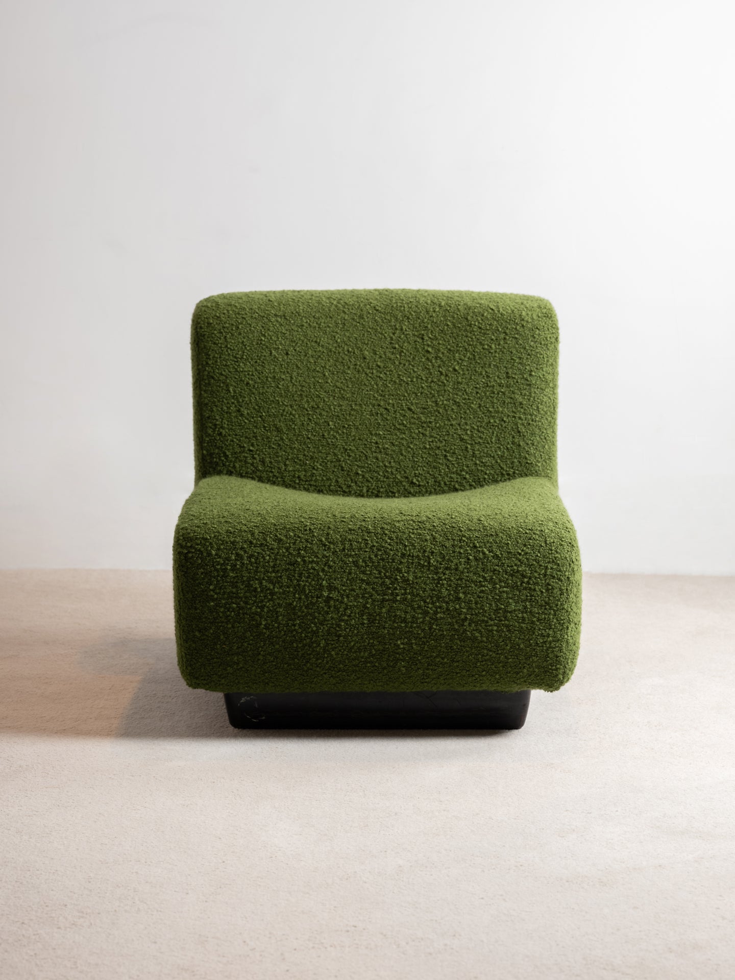 Paire de chauffeuses de O.ROLLIN 1970