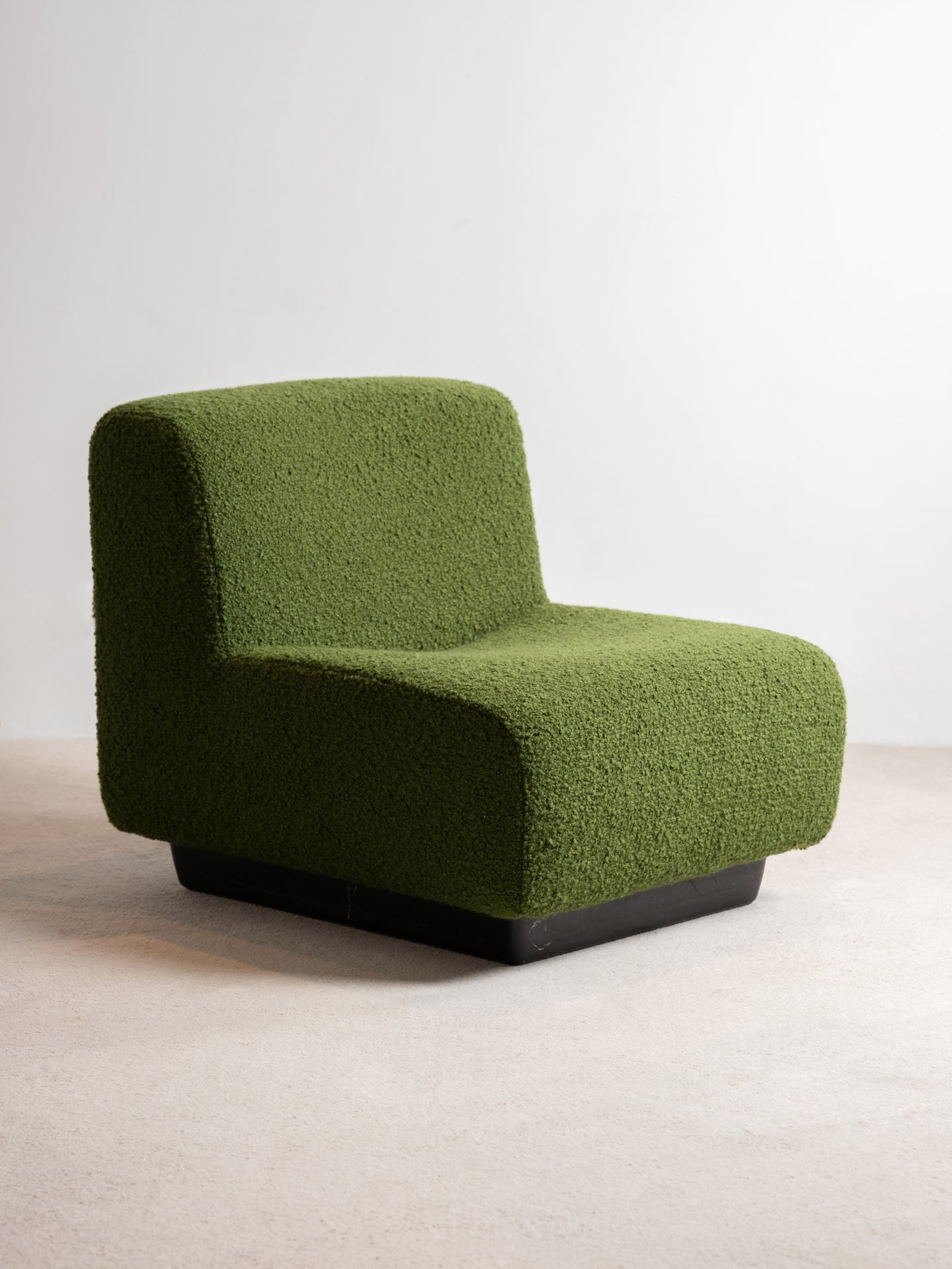 Paire de chauffeuses de O.ROLLIN 1970