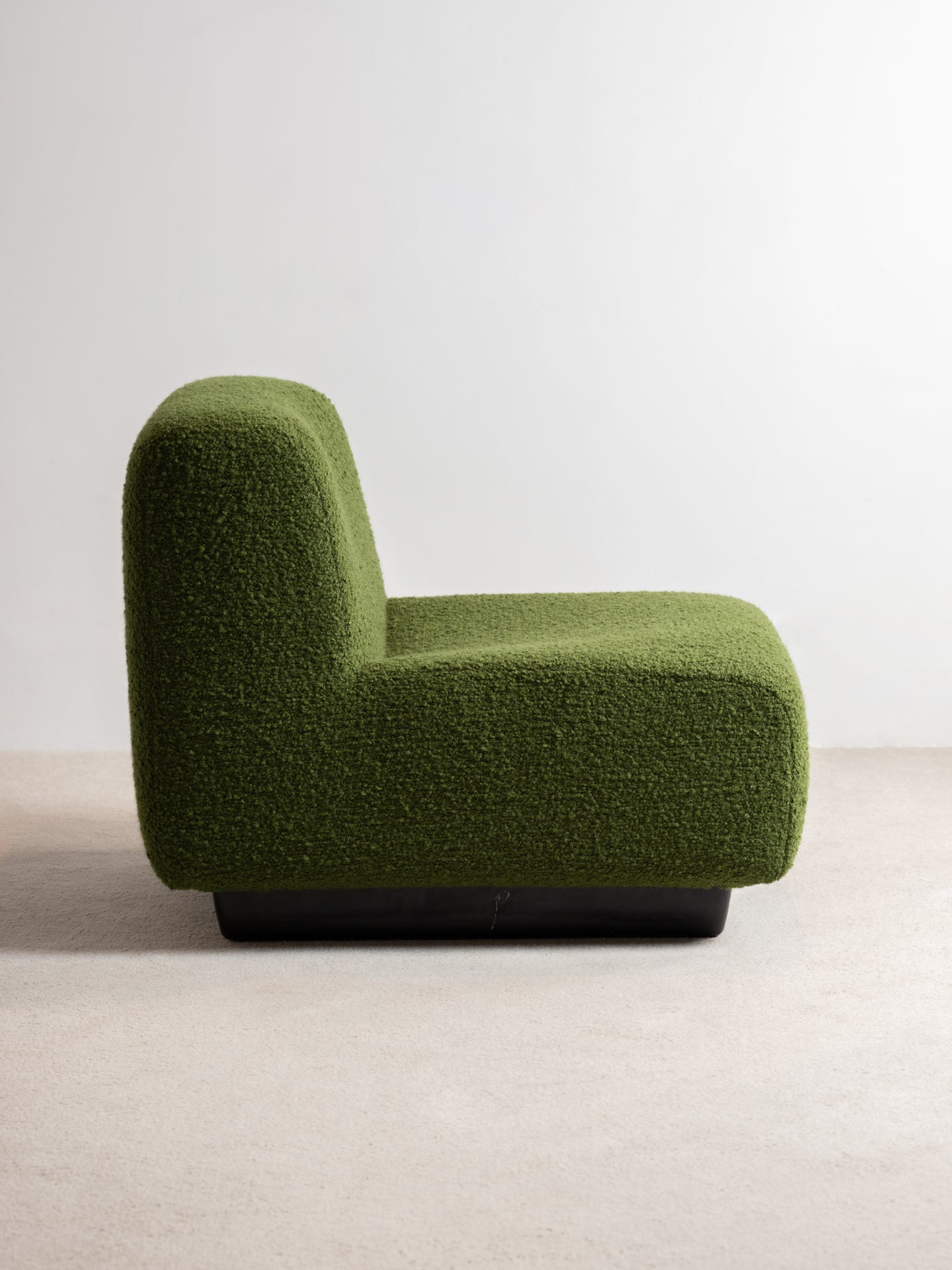 Paire de chauffeuses de O.ROLLIN 1970