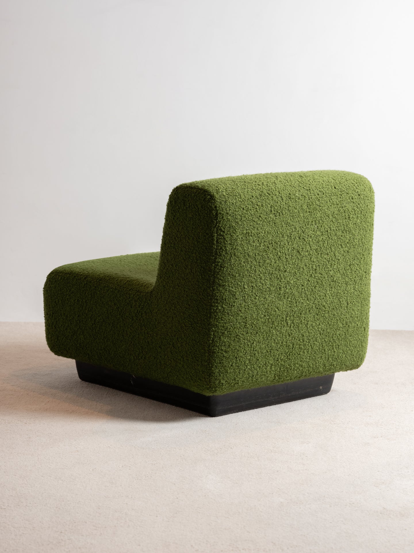 Paire de chauffeuses de O.ROLLIN 1970