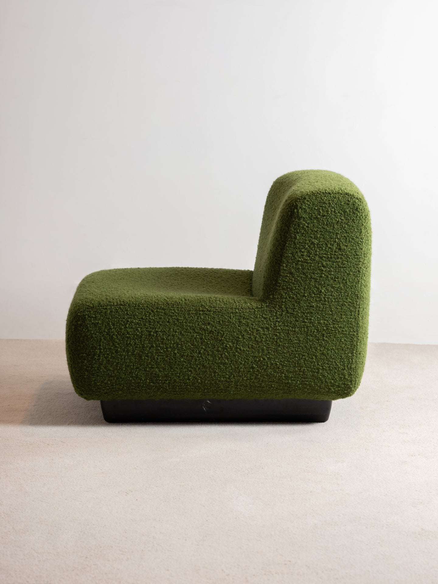 Paire de chauffeuses de O.ROLLIN 1970