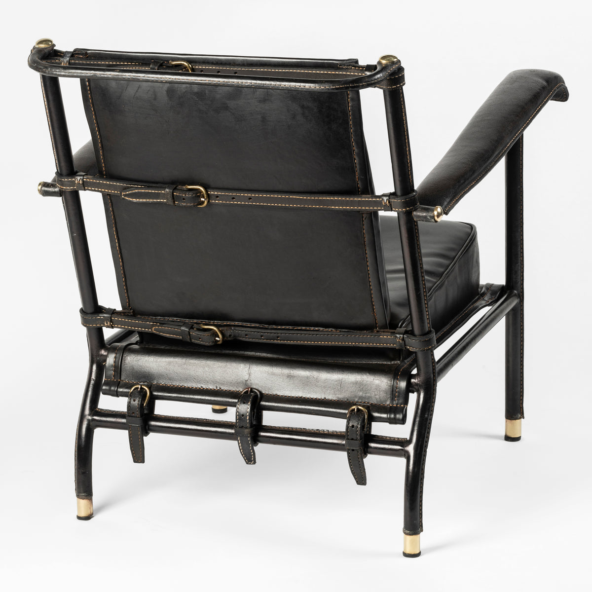 Jacques Adnet – Paire de fauteuils à ceintures – vue 3