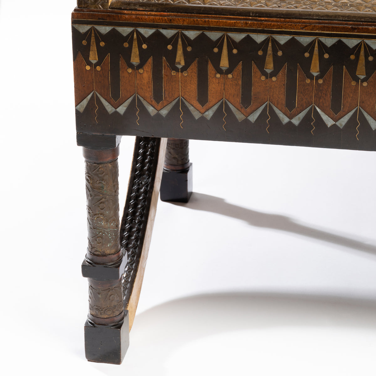 Exceptionnels fauteuils de Carlo Bugatti – vue 5