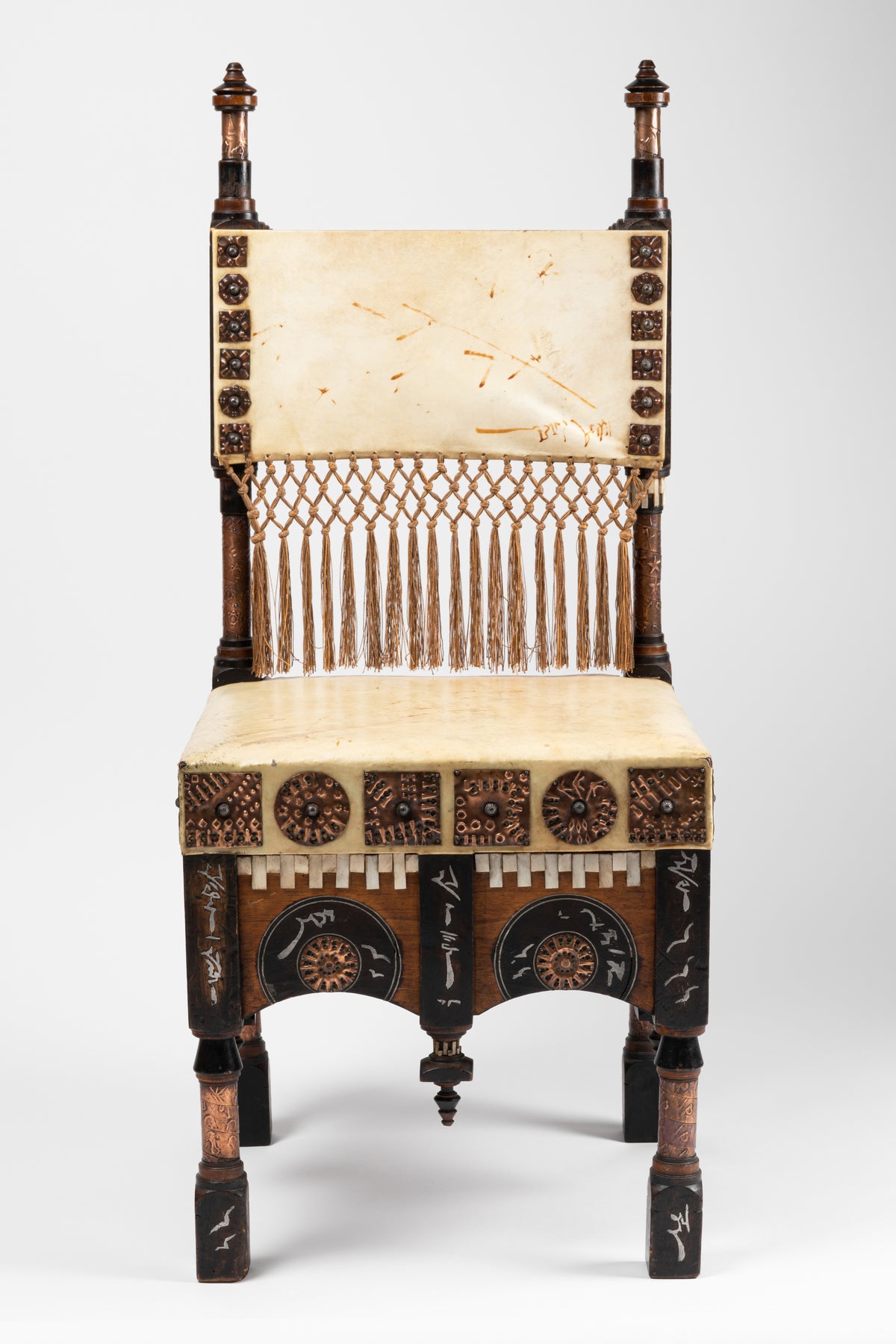 Carlo Bugatti – Chaise – vue 2
