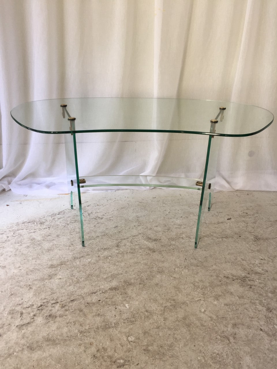 Fontana Arte – Table basse en verre et laiton doré – vue 4