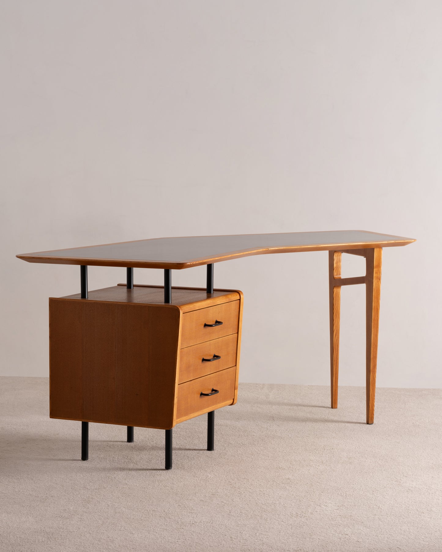 Charles Ramos - Bureau Bommerang