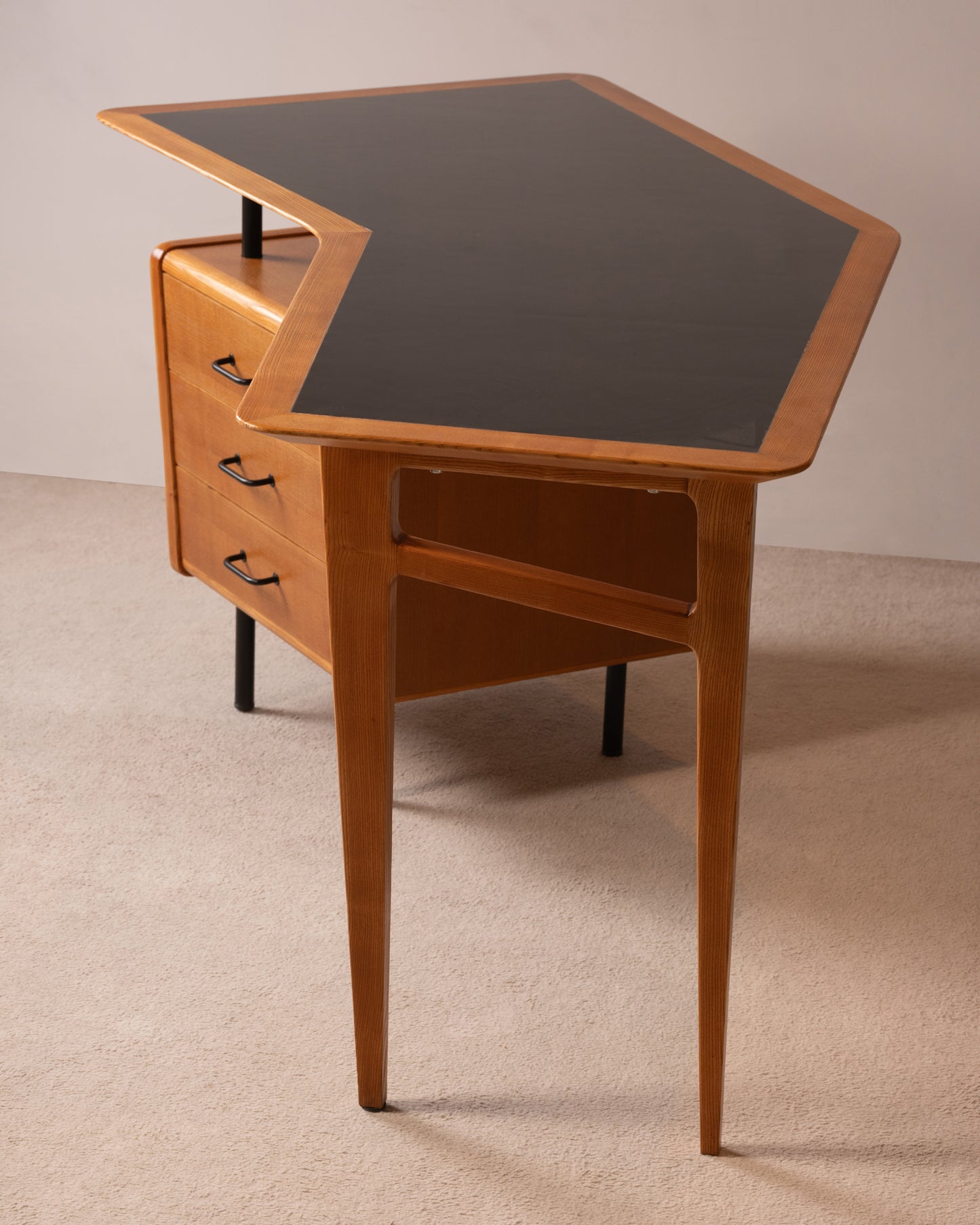 Charles Ramos - Bureau Bommerang