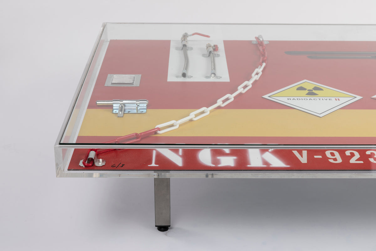 Peter Klasen - Table NGK