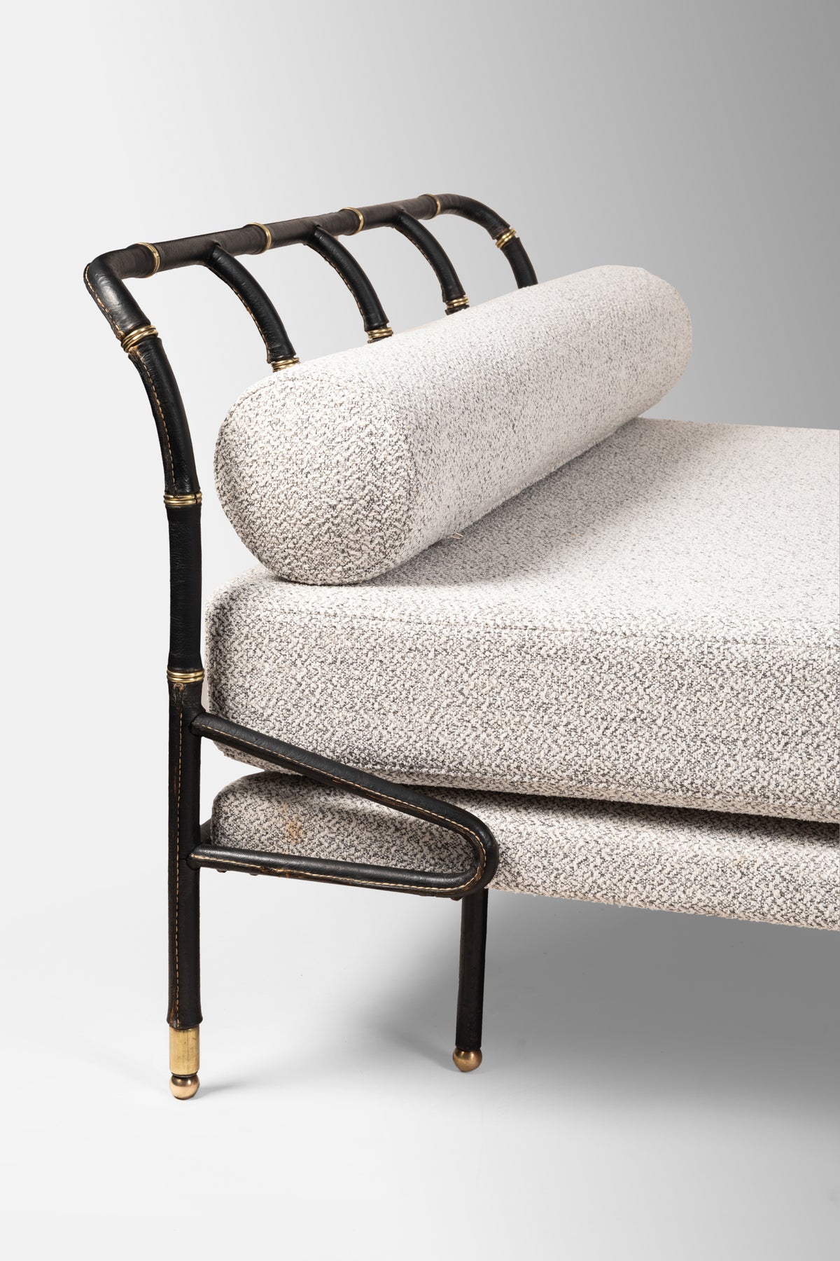 Jacques Adnet – Daybed « Corbeille » – vue 5