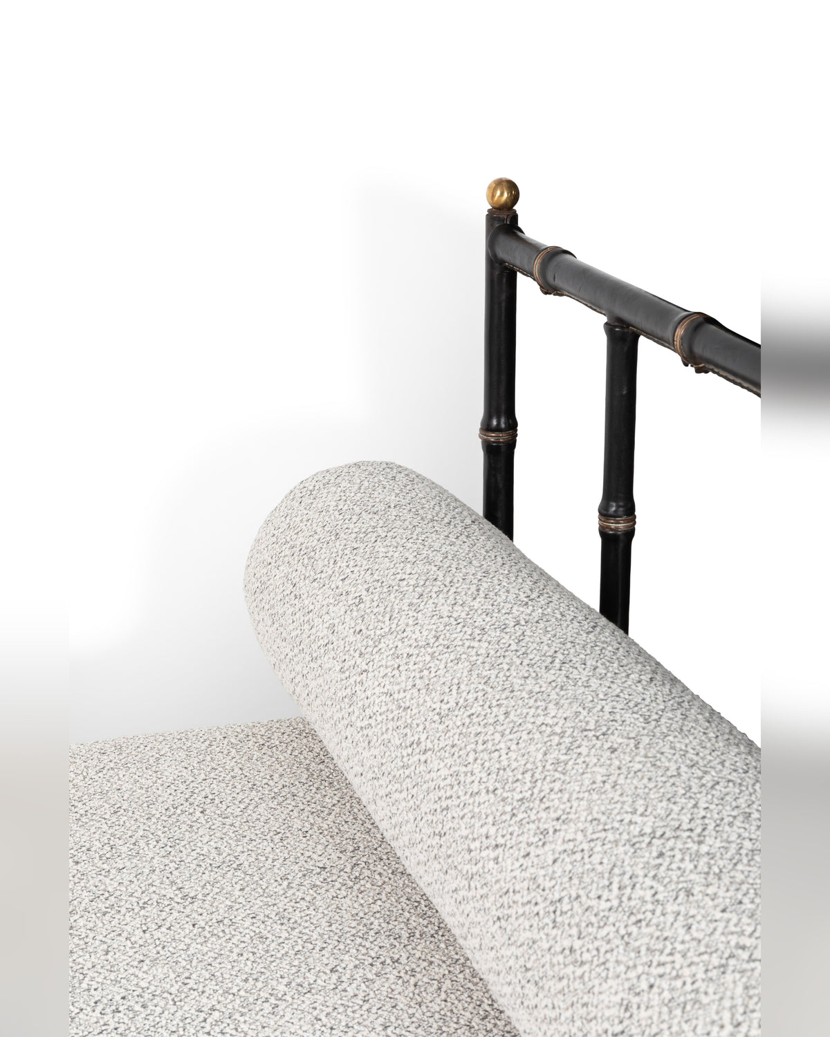 Jacques Adnet – Daybed à anneaux – vue d'ensemble