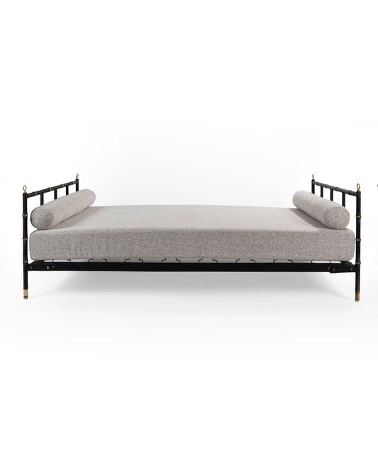 Jacques Adnet – Daybed à bagues – vue d'ensemble
